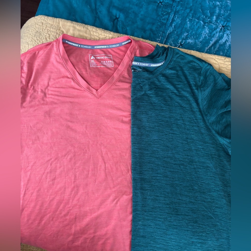 Arctic Cool XL women’s shirts